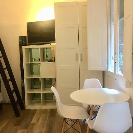 Portici Di Via Piella Apartamento