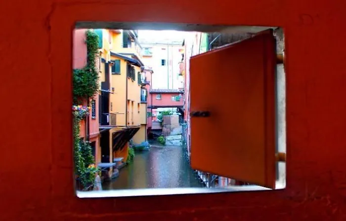 Portici Di Via Piella * Bologna