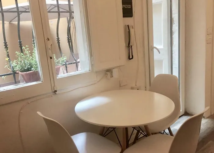 Lägenhet Portici Di Via Piella Bologna